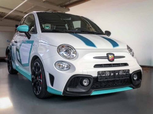 Autobeschriftung Fiat 500 Abarth: Digitaldruck und Teilfolierung