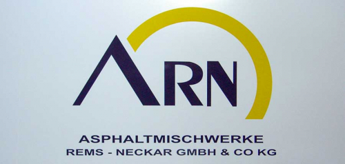 großes Firmenschild aus Dibond Aluminium