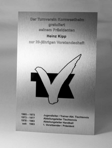 Firmenschild aus Edelstahl graviert