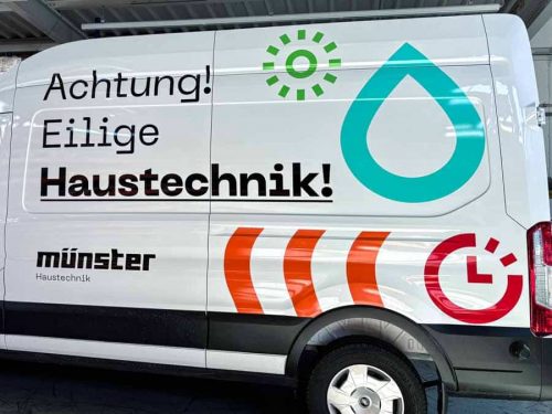 Ford-Transit-Fahrzeugbeklebung als Folienplott