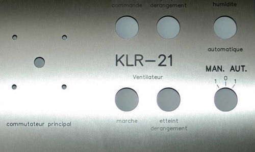 Frontplatte aus Edelstahl mit Lasergravur