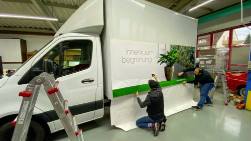 Kofferaufbau Fahrzeugfolierung bei SCHILDER BUHL in Kornwestheim (Stuttgart)