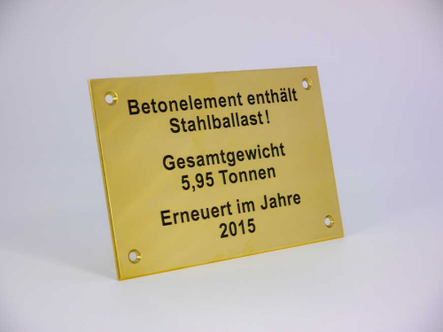 messingschild-ausgelegt