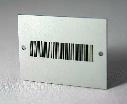 Metallschild mit Strichcode