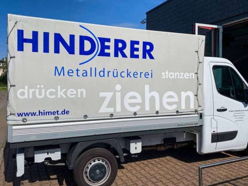 Planenbeschriftung für VW Crafter Pritsche, gewalzt