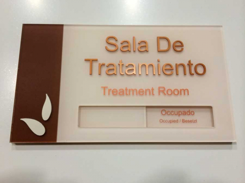 plexiglas-hotelschild