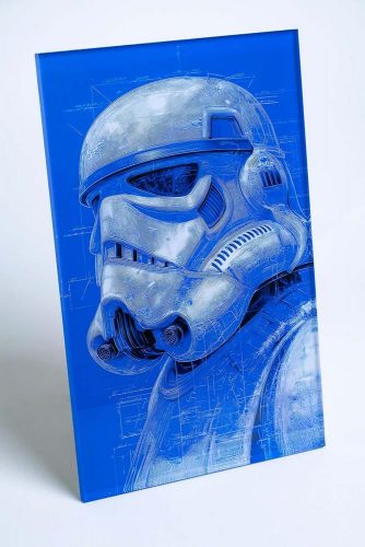 Das Plexiglasschild ist rückseitig bedruckt und es handelt sich um einen UV-Druck