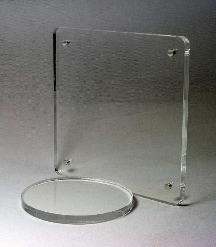 plexiglas-lasergeschnitten